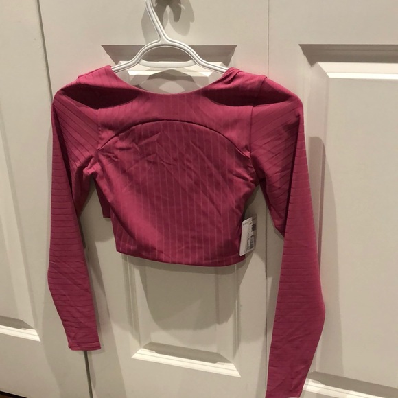 NWT Lululemon Ribbed Crop swimsuit top in pink lychee - Picture 1 of 6